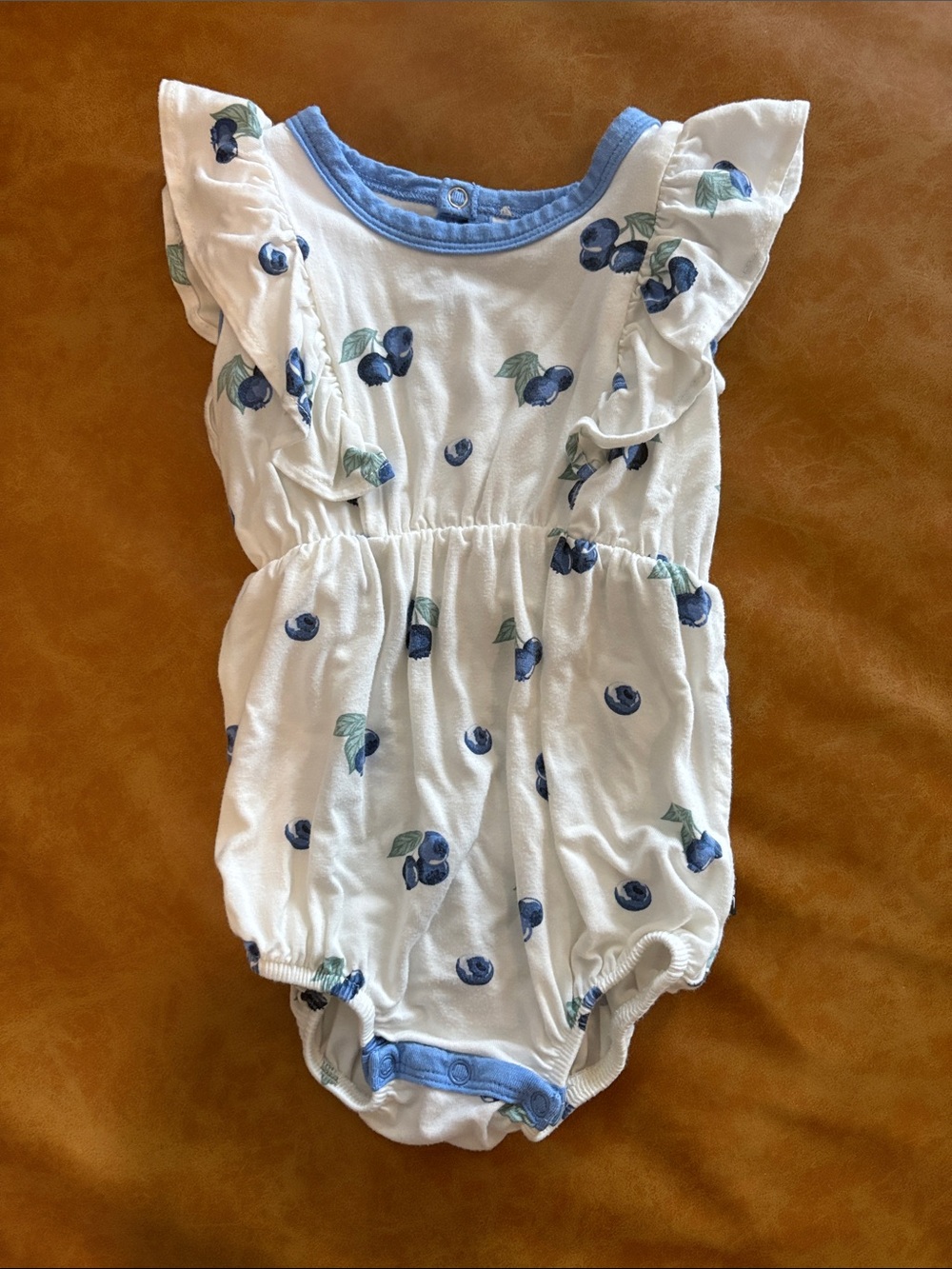 Kyte Baby White Romper with Blueberries - Size 3 to 6 months